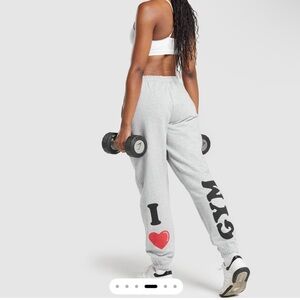 Gymshark “I Heart gym “ Grey sweatpant Joggers Size XS